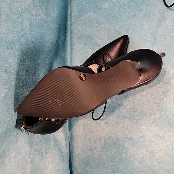 💛4 Inch BCBGeneration Stilletto Heels with Ankle Straps and Rear Zippers - Picture 7 of 10